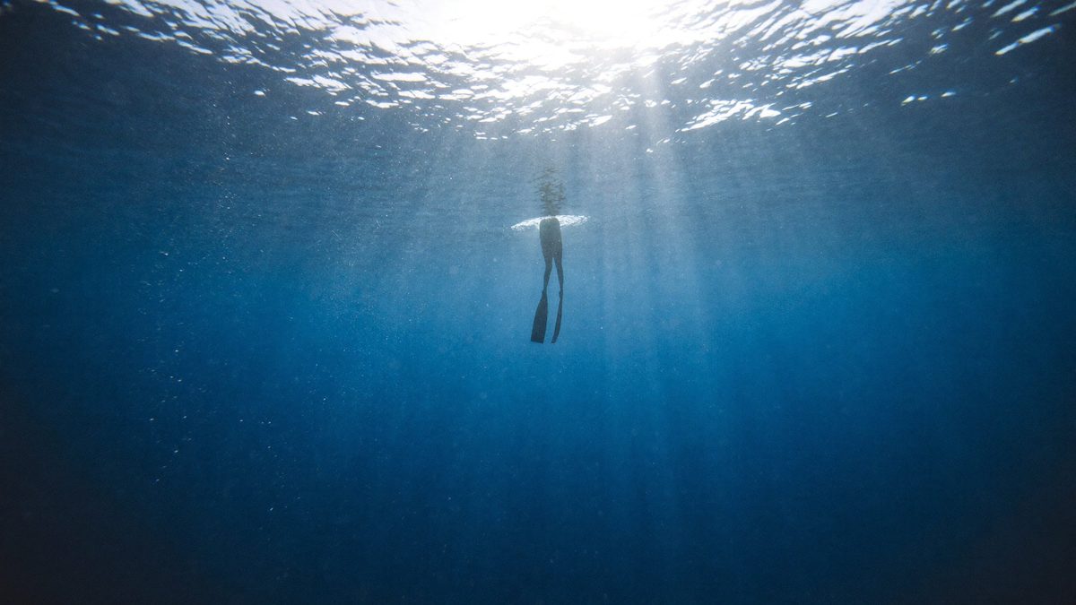 Moodboard: freediver in deep blue water